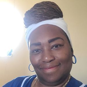 Meet your Posher, April